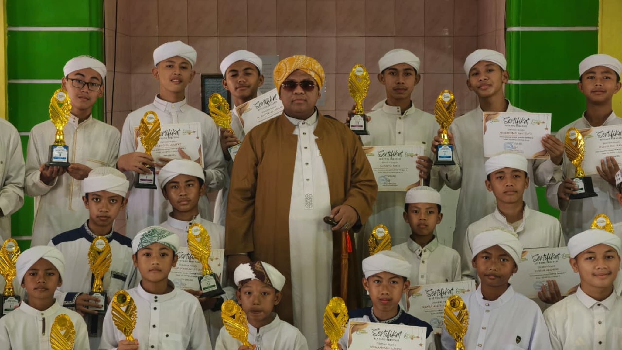 Forum Silaturahmi Wali Santri dan Pembagian Rapor