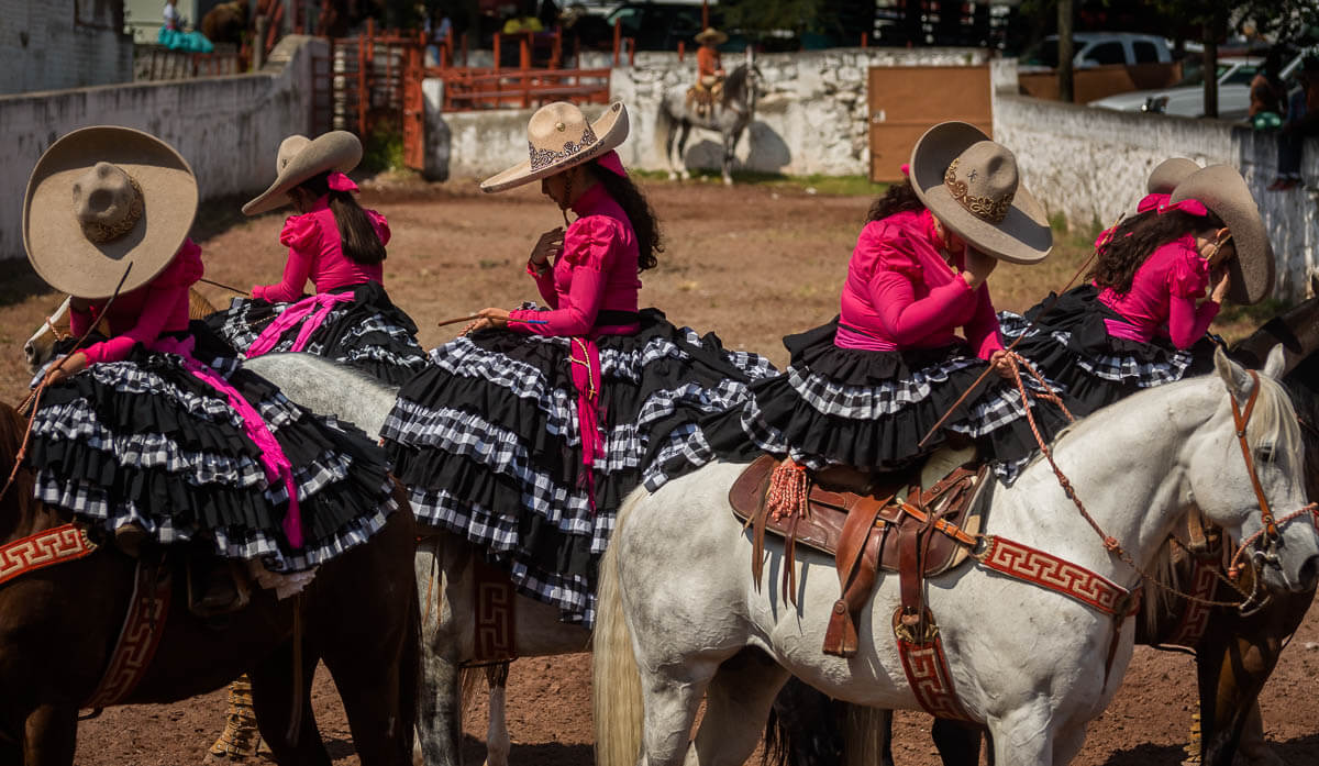 The Mexican Cowboys the Vaqueros of Jalisco ⋆ Photos of Mexico by Dane Strom