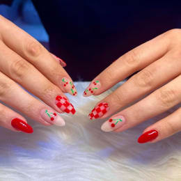 Sky Nails & Spa