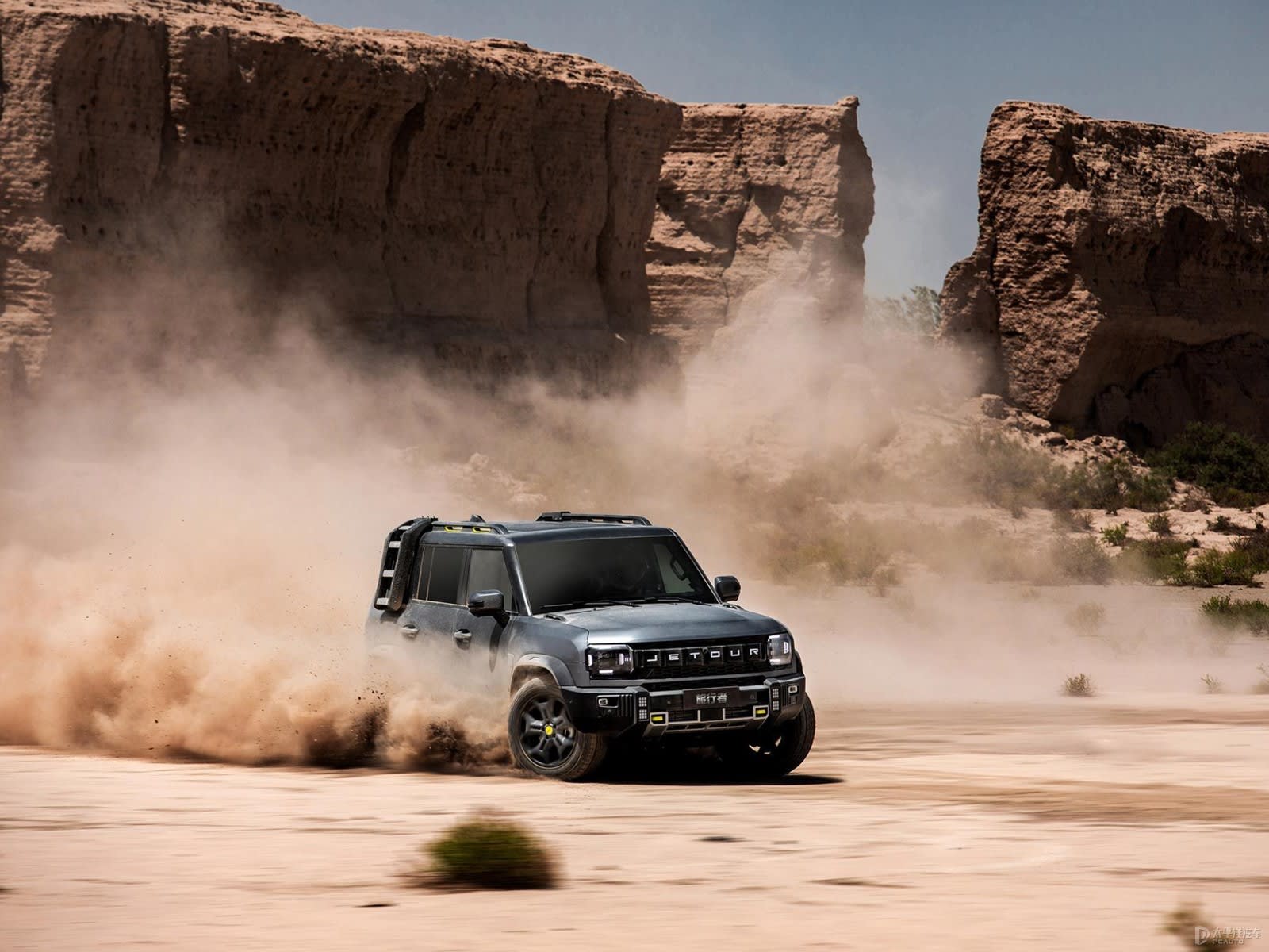 JETOUR TRAVELLER T2 — gallery photo 1