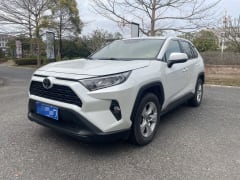 USED TOYOTA RAV4 2.0 CVT 2WD URBAN EDITION 2022 thumbnail 1