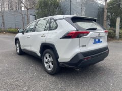 USED TOYOTA RAV4 2.0 CVT 2WD URBAN EDITION 2022 thumbnail 5