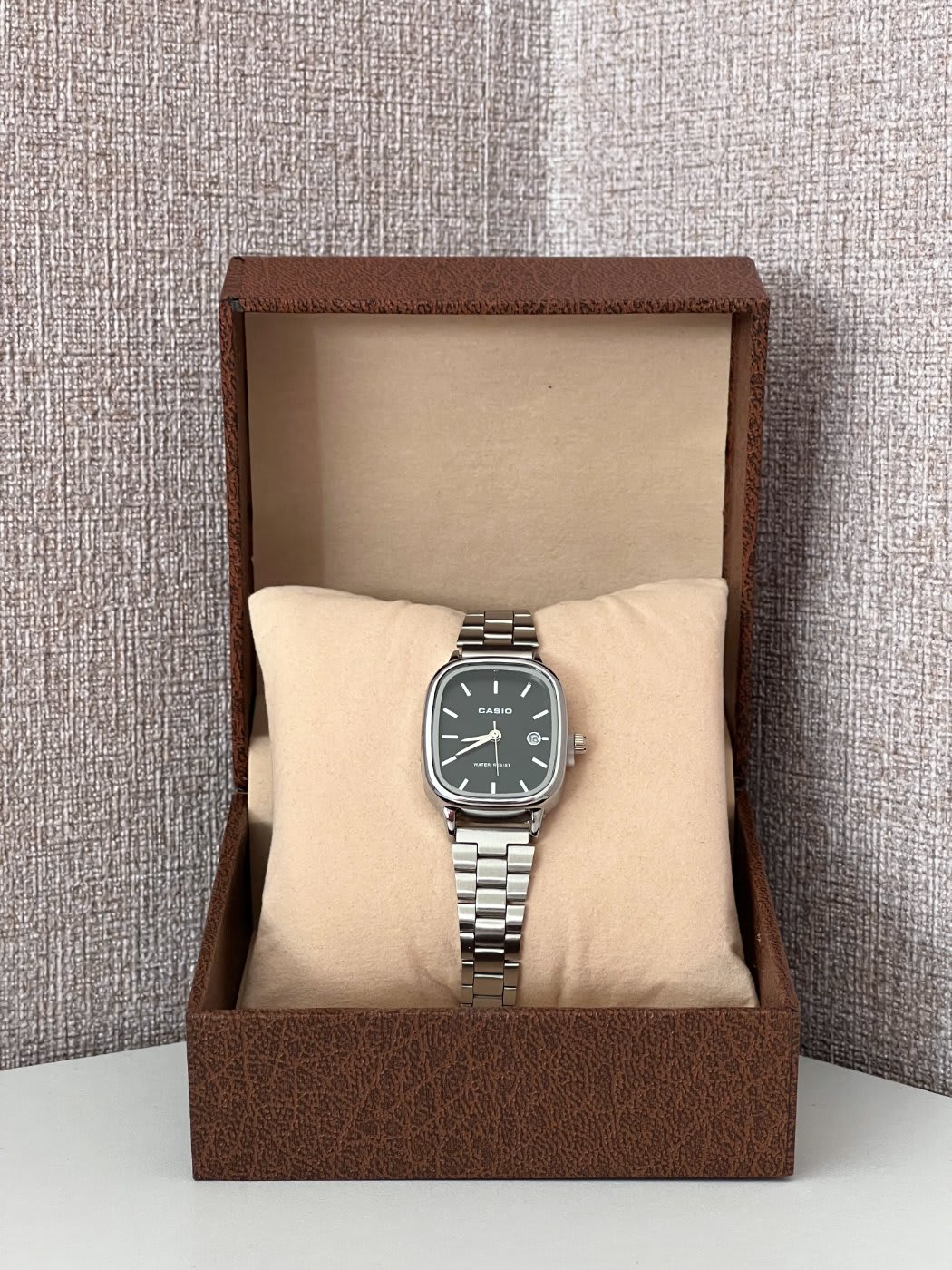 CASIO QUARTZ FEMME BOITE SIMPLE