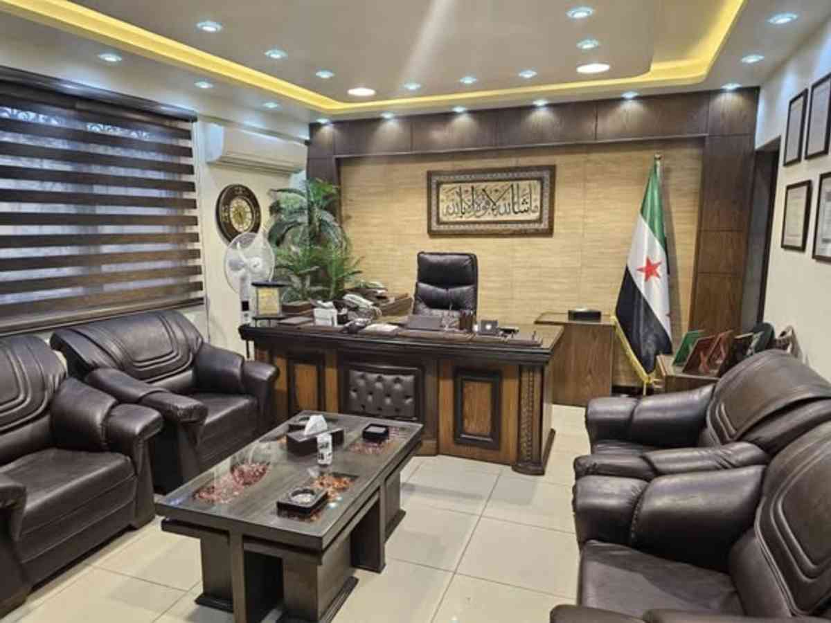 بناء 1700م² للبيع