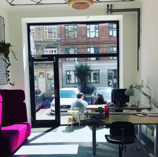 Lille hyggeligt Nørrebro kontorfællesskab søger lejer