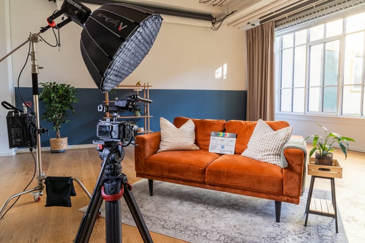 Photo&Video Studio / Office in a beautiful old factory