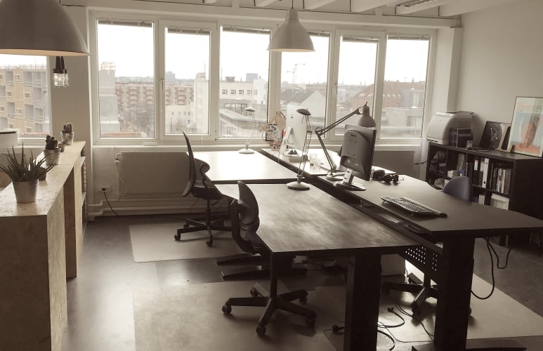 50kvm værksted / lager + 4 kontorpladser med udsigt i KBH NV - Rentemestervejskvarteret