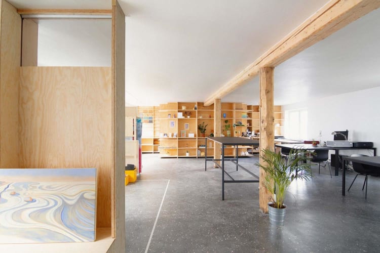 Va11a Workspace is open to new members ☀️