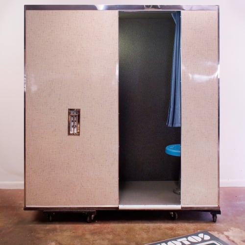 Looking for an office space / art studio 