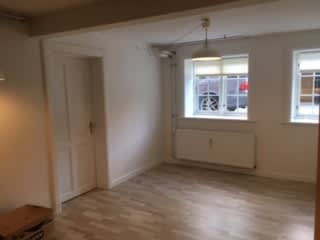 27m2 til leje i halvdel af lejemål (eget kontor)