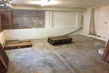 Stor 65 kvm kld lokalet til udlejning på København Ø