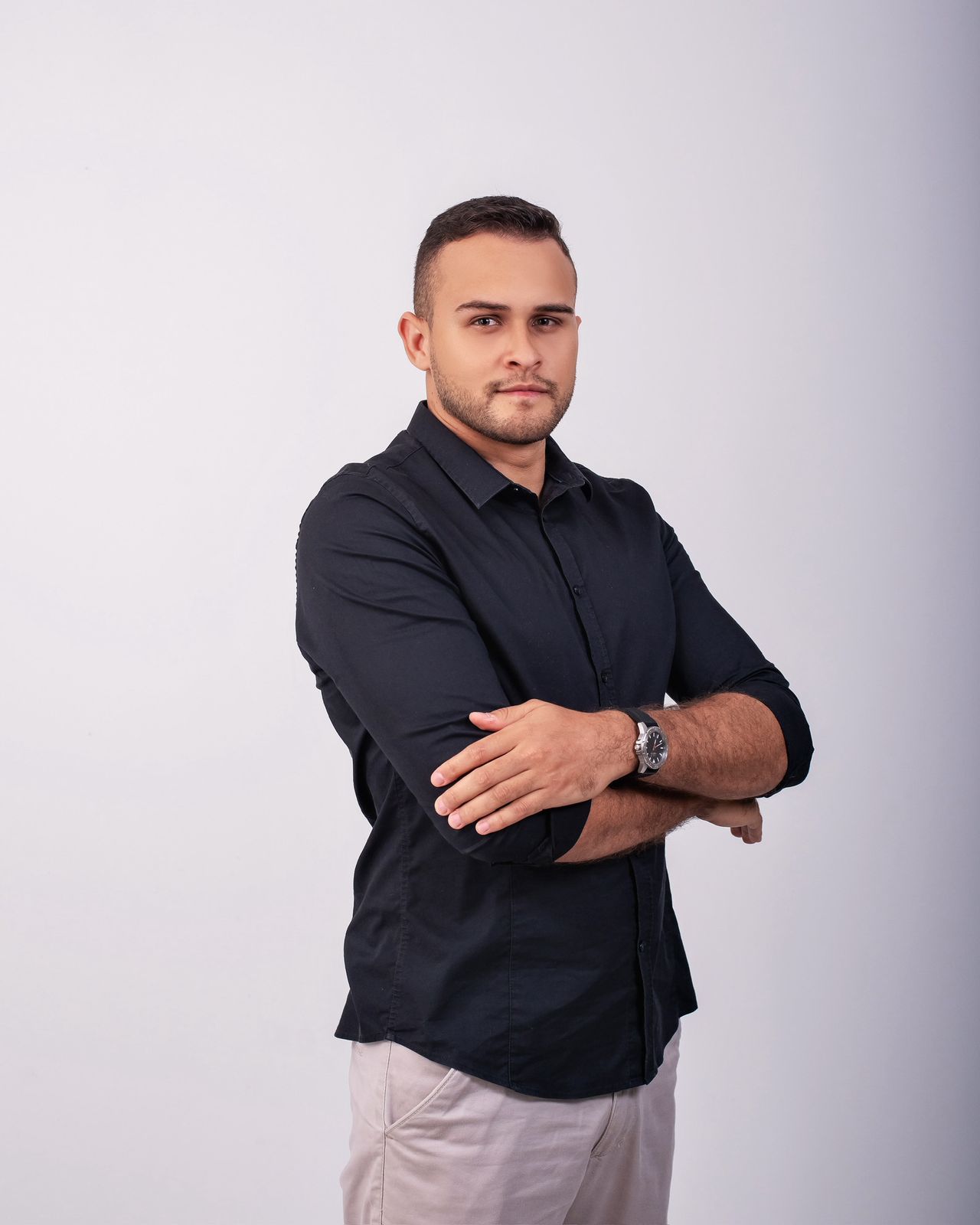 Dr. Thierry Teles