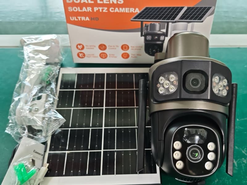 Solar ptz camera