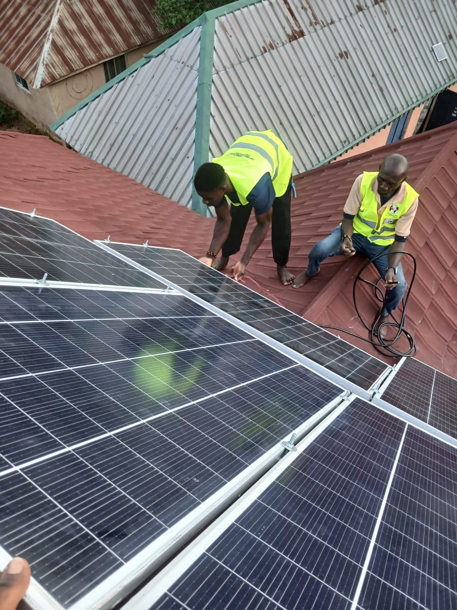 This is our 3.2kw solar solutions, design to power light, freezer, fridge, TV, fan, and light. For enquiries: 07033002151,08102332545 - 4