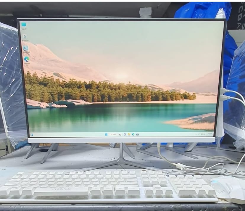 Core i7, 7th Gen, 16GB RAM, 256GB SSD by Amercian – All In One