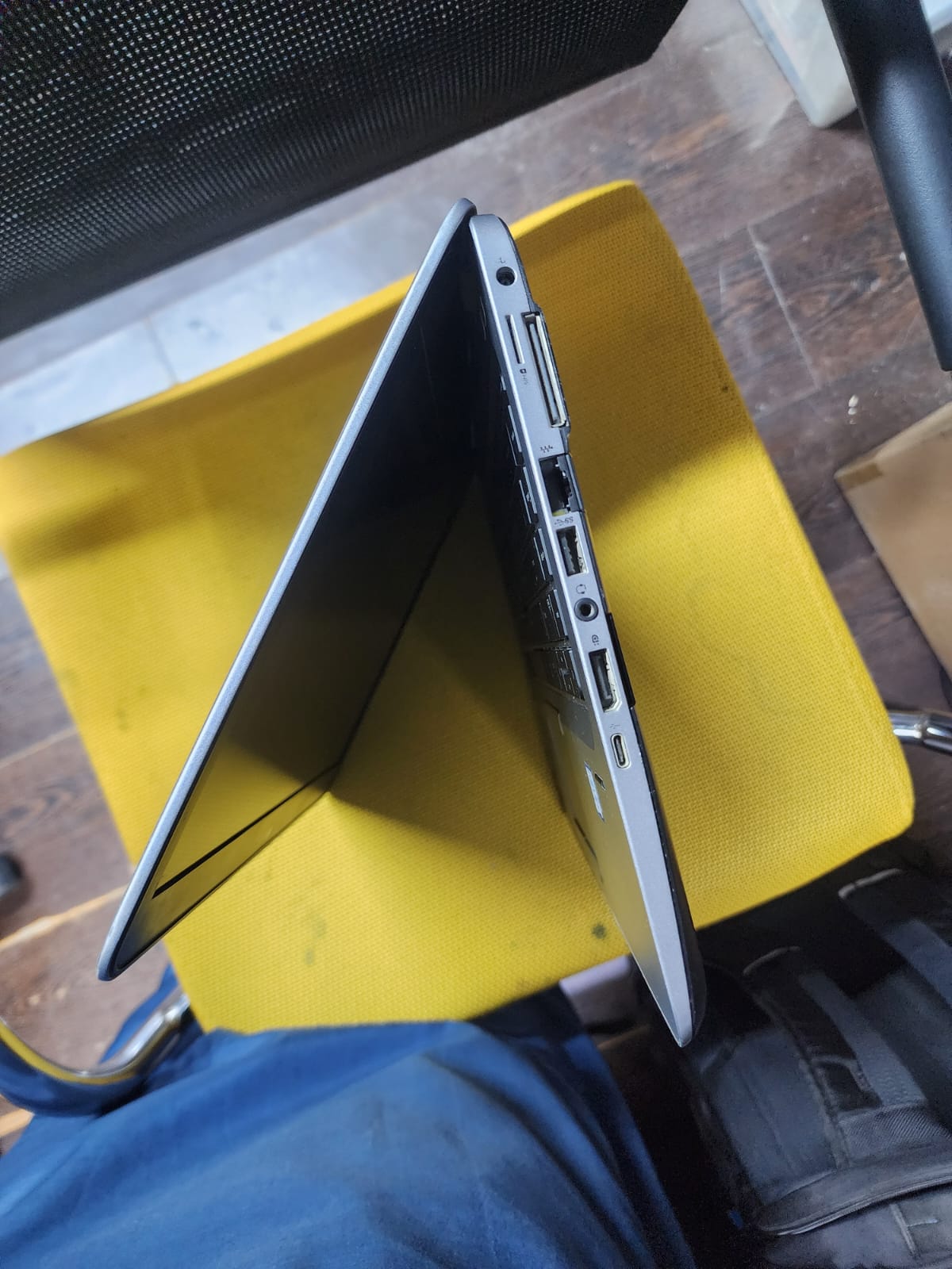 DELL Latitude 7490  by Dell - Laptop, view 3
