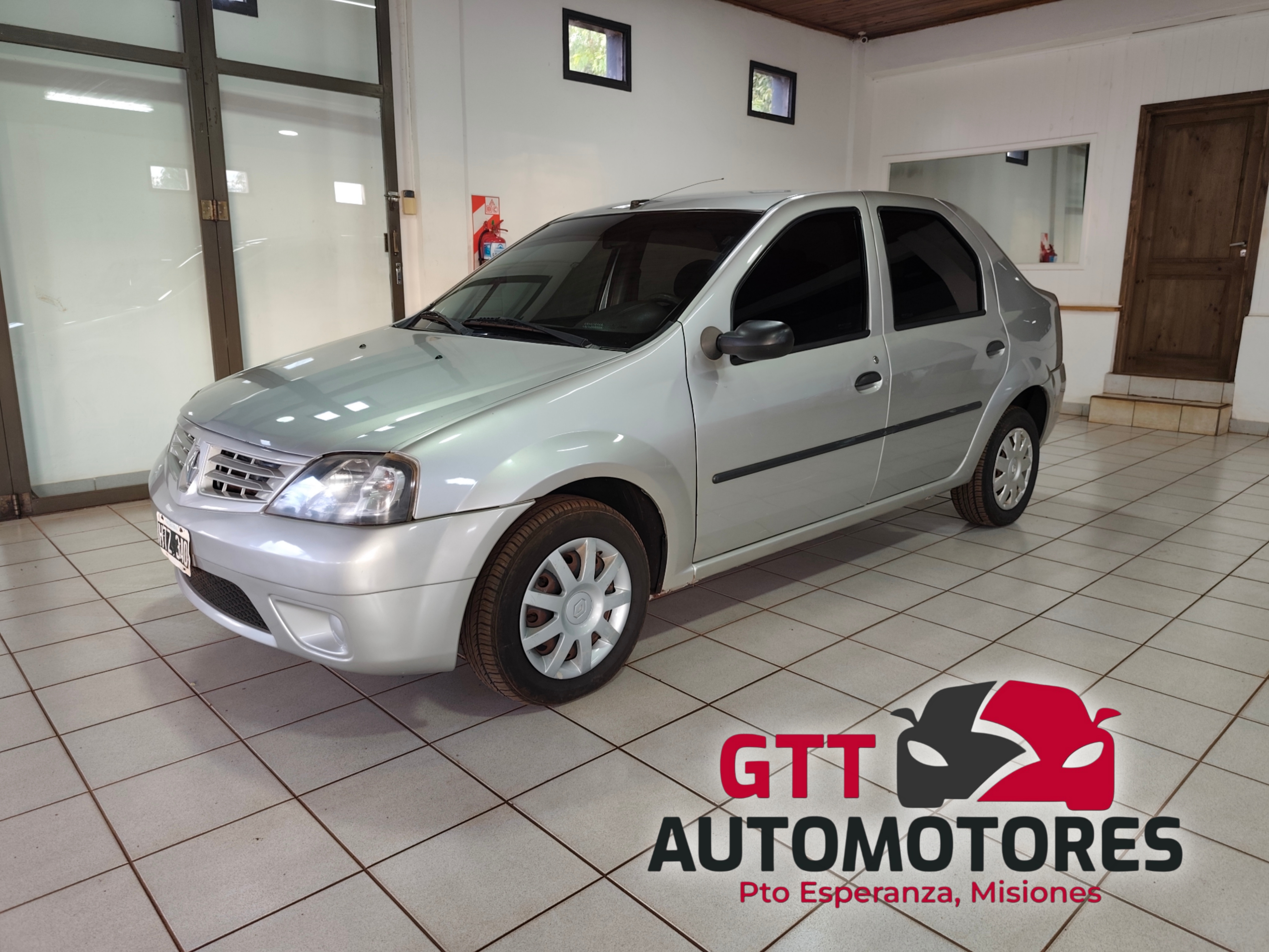 Auto Logan Confort 1.6