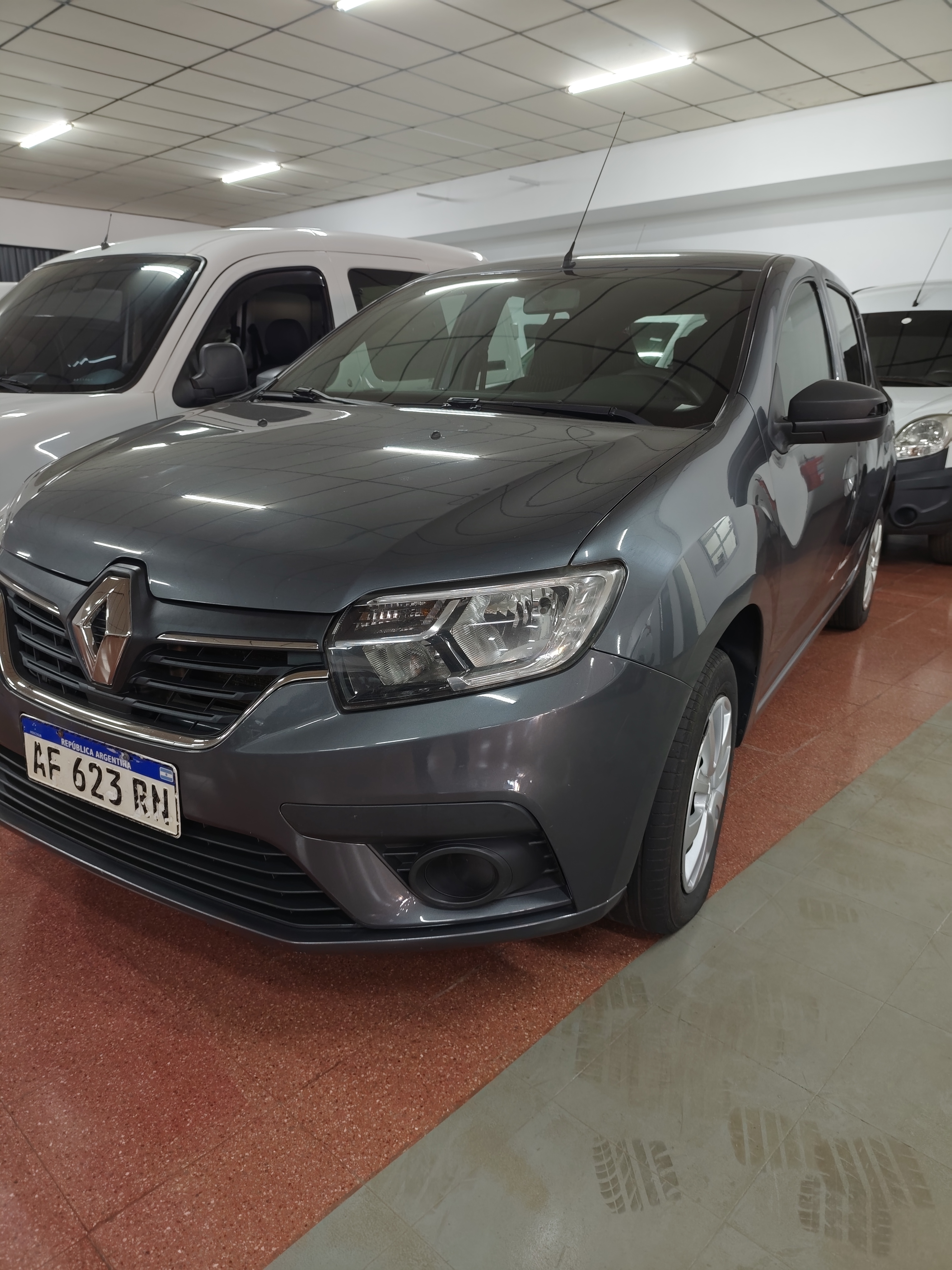 Auto Sandero Life 1.6 PH2
