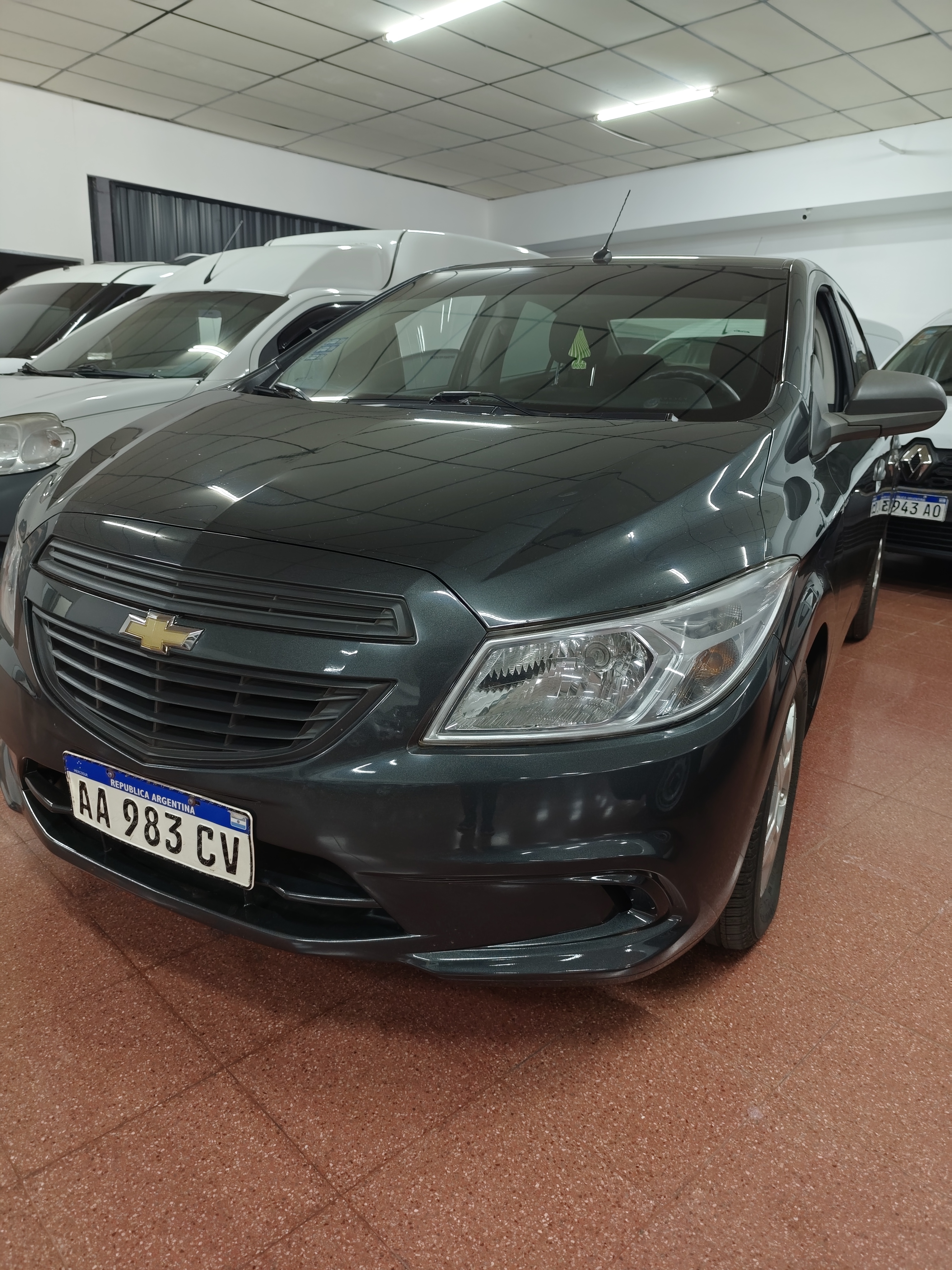 Auto Prisma Joy 1.4 LS MT+