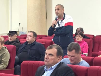 В Хостинском районе обсуждены вопросы благоустройства и взаимодействия с населением