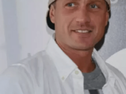 «Шансы 50 на 50»: врачи опасаются выводить Романа Костомарова из медикаментозного сна