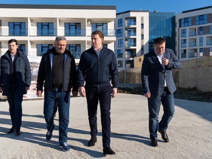 Глава Сочи Алексей Копайгородский оценил темпы реализации инвестиционного проекта по строительству гостиничного комплекса в микрорайоне Лоо