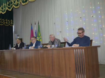 24 декабря состоялась очередная сессия Совета депутатов Крымского городского поселения