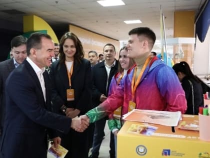 Субботники, ликвидация последствий ЧС: чем занимаются волонтеры Кубани