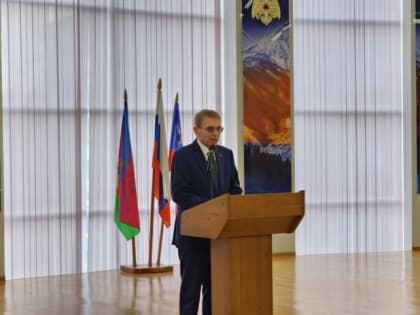 Председатель Городского Собрания Сочи Виктор Филонов поздравил сочинских спасателей с профессиональным праздником