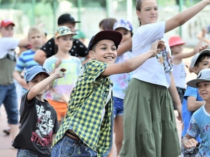 Во время летних каникул для более 450 тысяч школьников Кубани организуют различные формы досуга