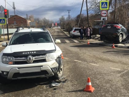 ДТП на перекрестке