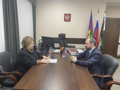 Рабочая встреча начальника Управления Минюста России по Краснодарскому краю Игоря Бабаева с председателем Общественной палаты Краснодарского края Любовью Поповой