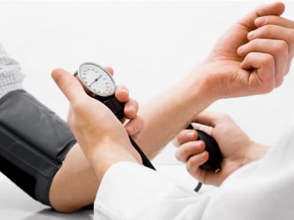 Забудь о гипертонии: точки на теле, которые снижают кровяное давлении за минуты