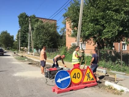 По улице Линейной началось строительство тротуара