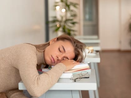 Врач назвала отличия от усталости и астении