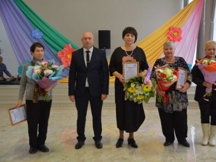 В Крымске наградили членов местного отделения Всероссийского общества инвалидов