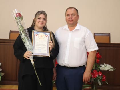 В администрации Динского района чествовали работников социальной сферы
