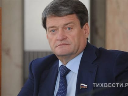 Алексей Ткачев поздравил тихоречан с Днем России