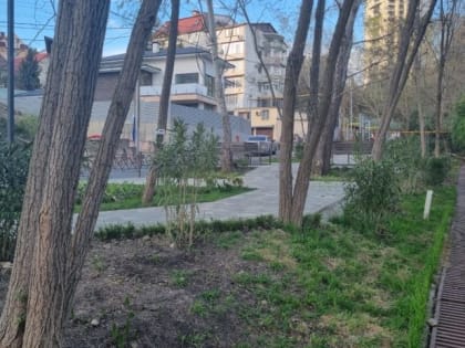 По наказам граждан благоустроен сквер в районе дома № 42А по улице Бамбуковая