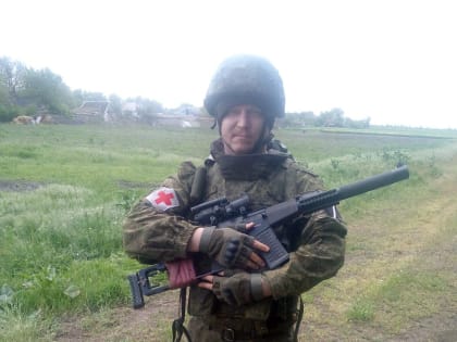 Хирург из Тбилисской добровольцем уехал в Донбасс, чтобы оказывать помощь раненым