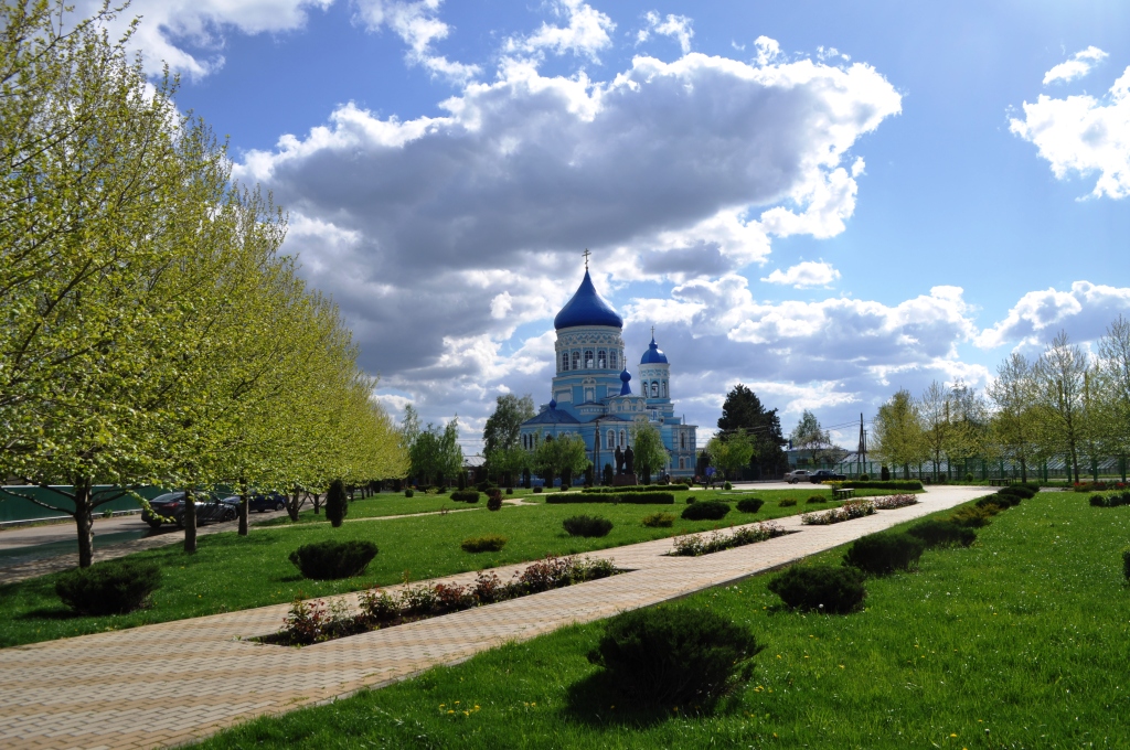 Каневская где. Каневская (станица). Станица Каневская Краснодарский край. Храм Покрова Пресвятой Богородицы Каневская. Храм ст.Каневская.