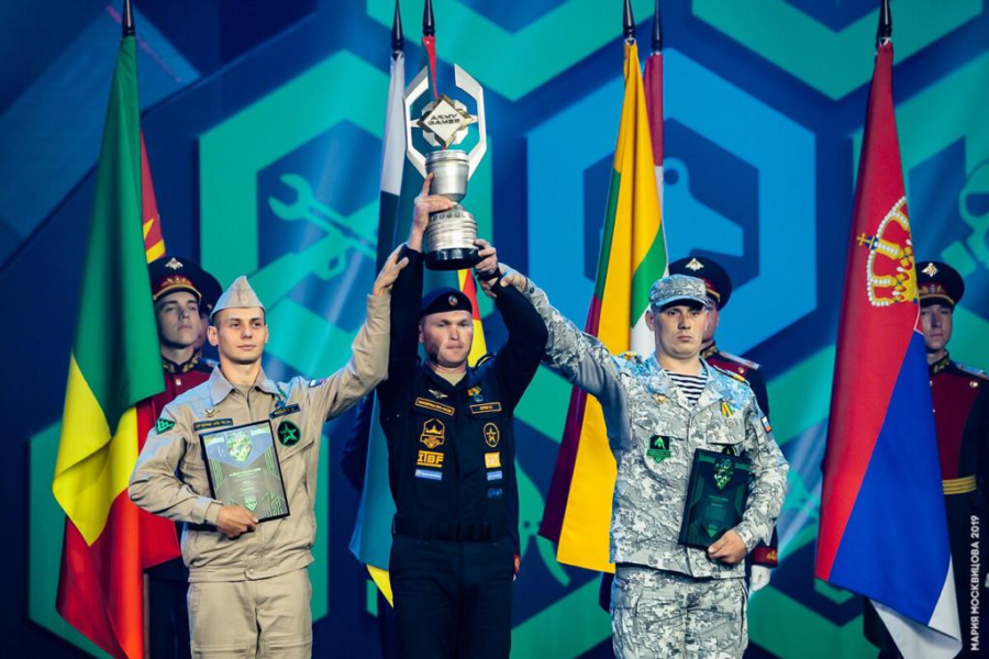 Мирная военная. Военные гонки 2019 победитель. Арт победители военные игры. Военные игры в Краснодарском крае. Армейские игры 2019 кепка.