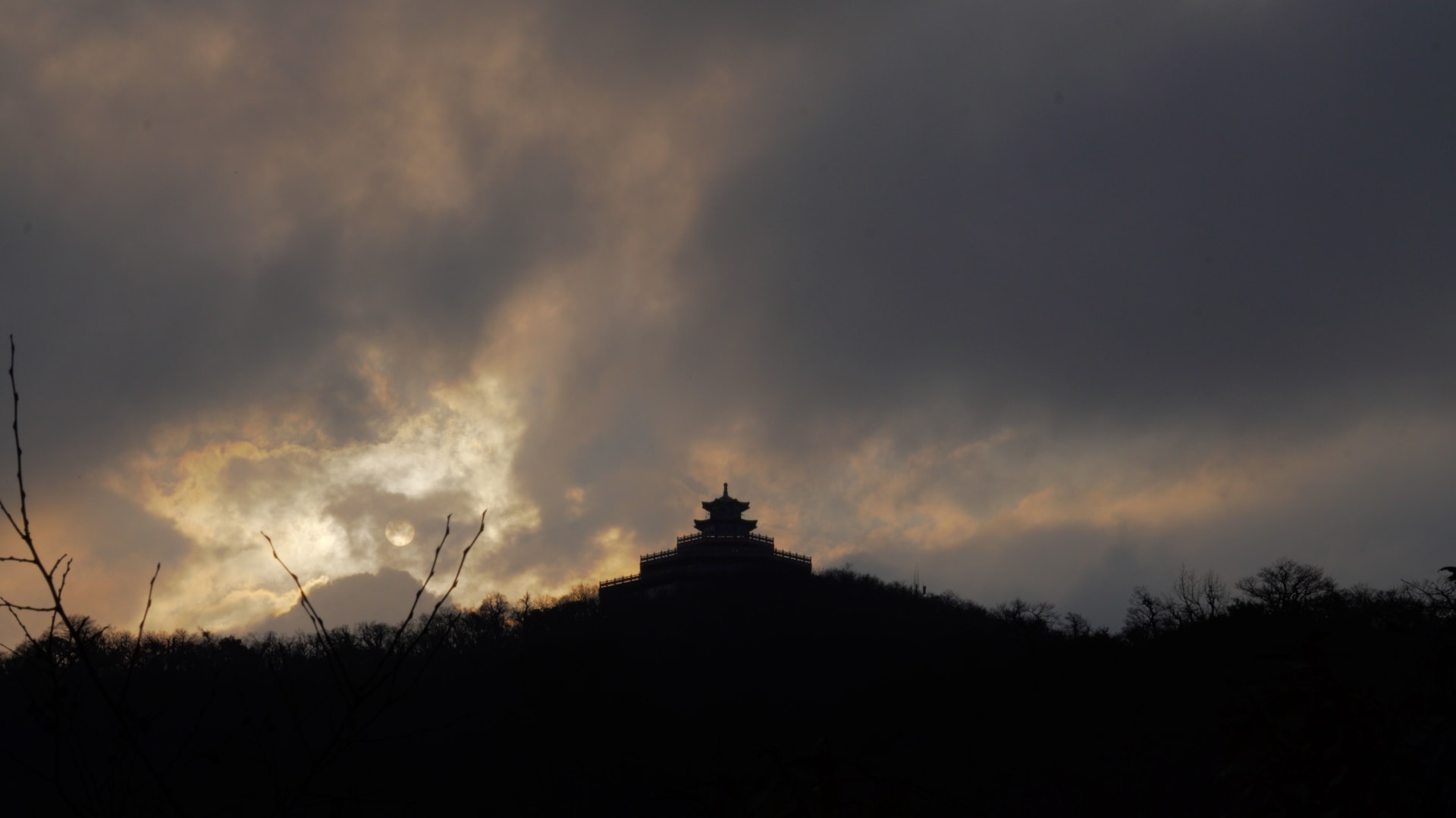 silhouetted_temple