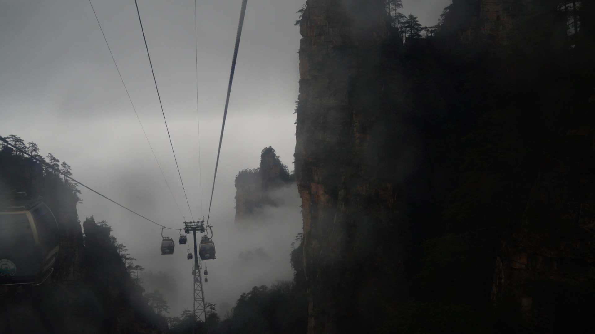cloudy_mountain_lift
