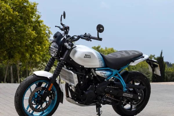Royal enfield Guerrilla 450 - Image 3