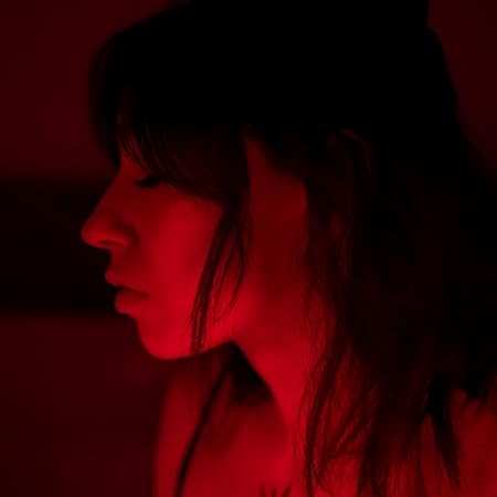 Zoe Travers