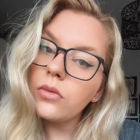 Taylor Aston White