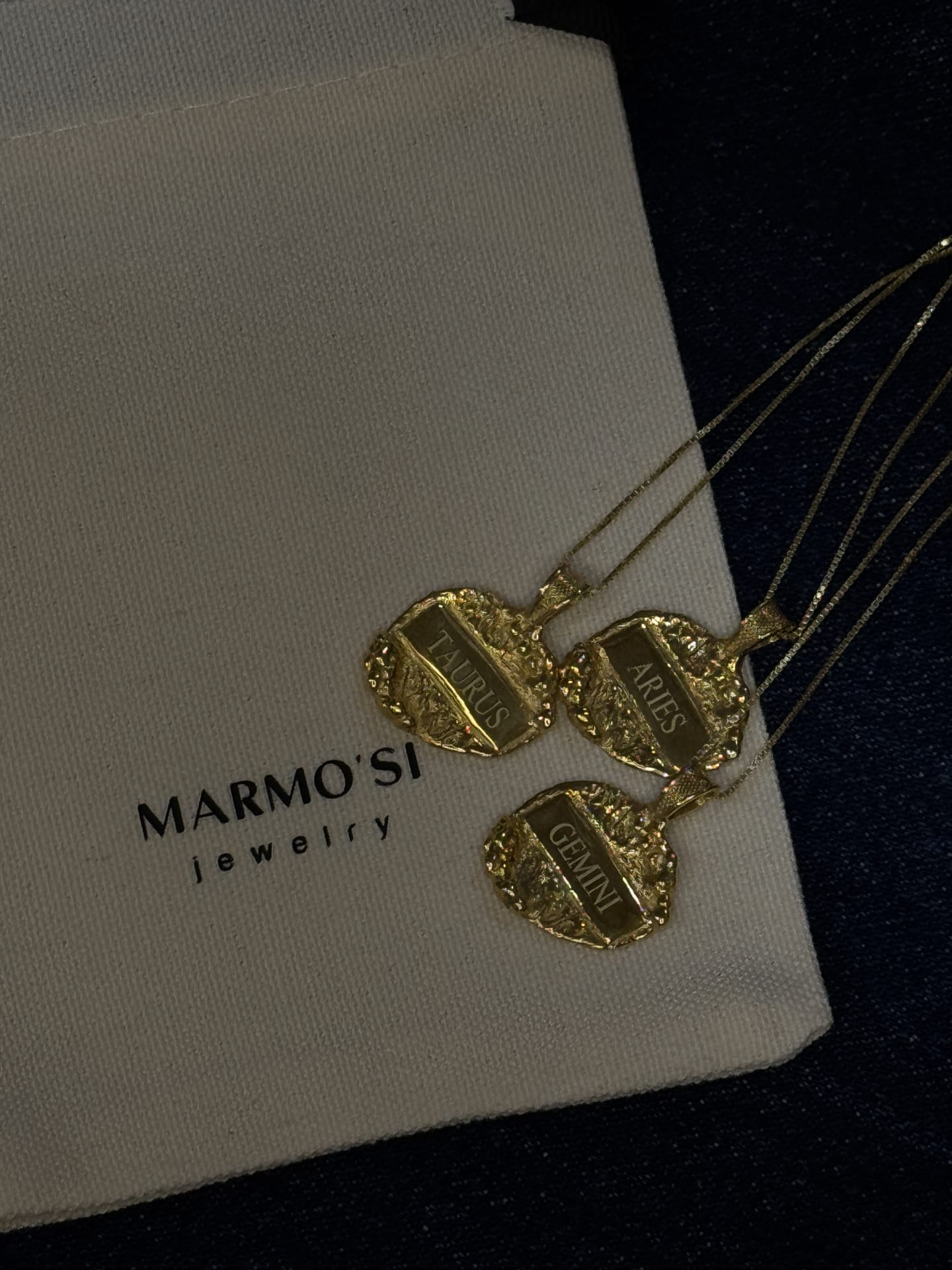 ზოდიაქოს ყელსაბამი-სასწორი