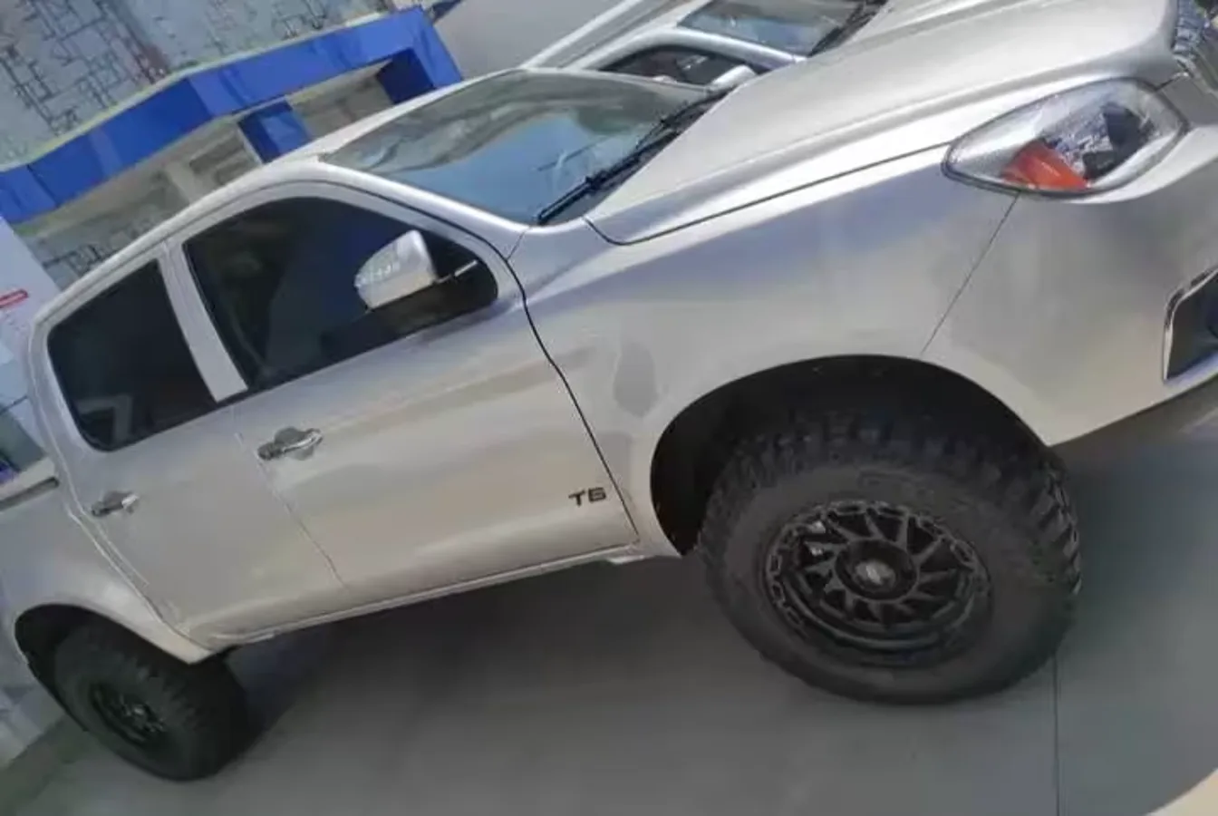 JAC T6 4x4 - Imagen 3