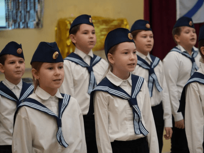 Открытие школьного музея военно-морского флота имени контр-адмирала, Героя Советского Союза и бывшего командира Ленинградского Нахимовского военно-морского училища Льва Николаевича